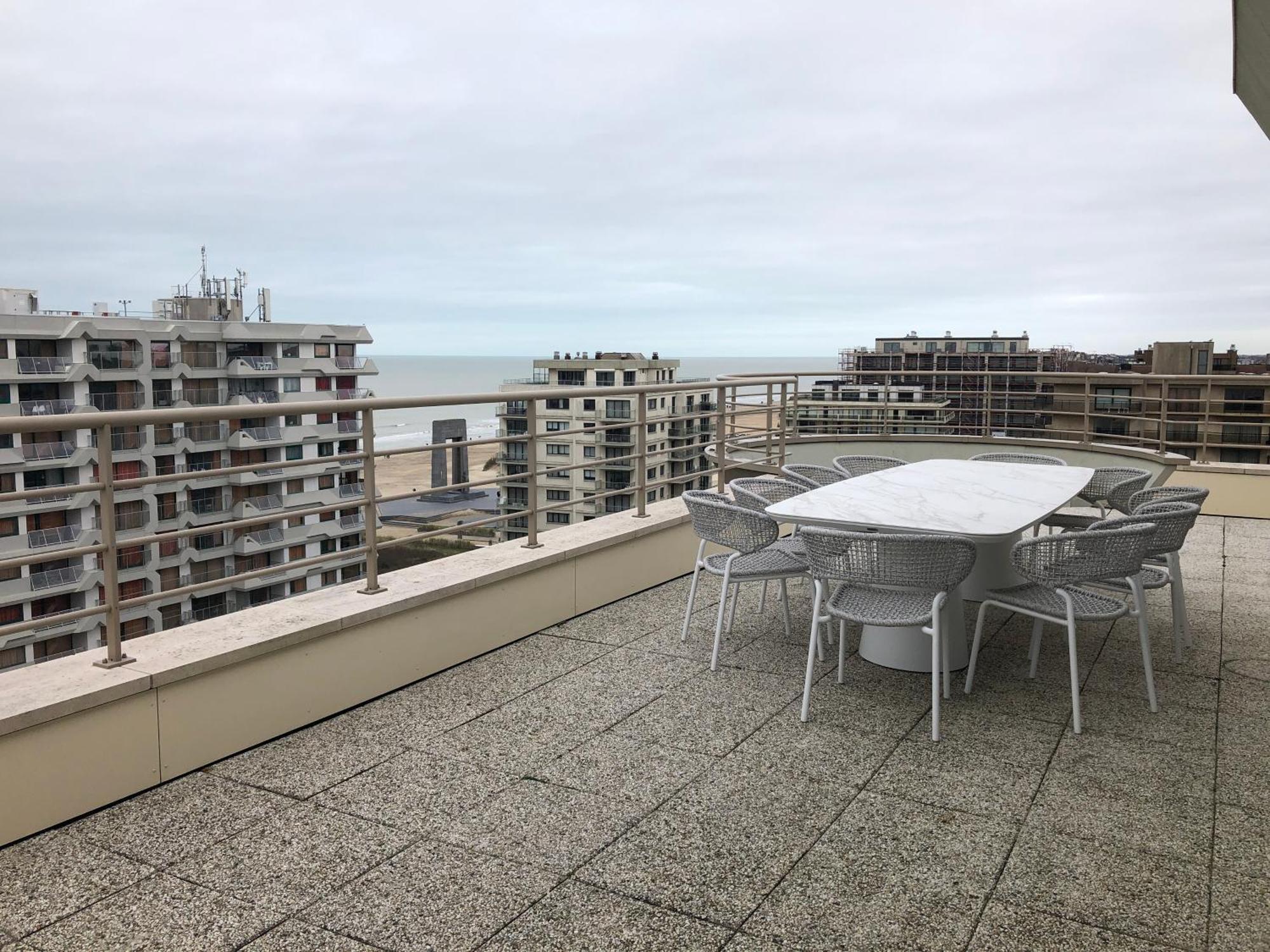 Duplex Penthouse Super Zeezicht Apartment De Panne Bagian luar foto
